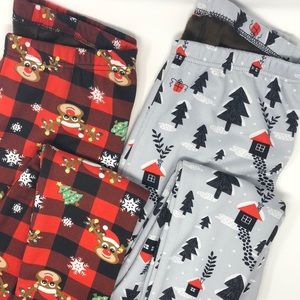 Just Cozy lined holiday leggings.